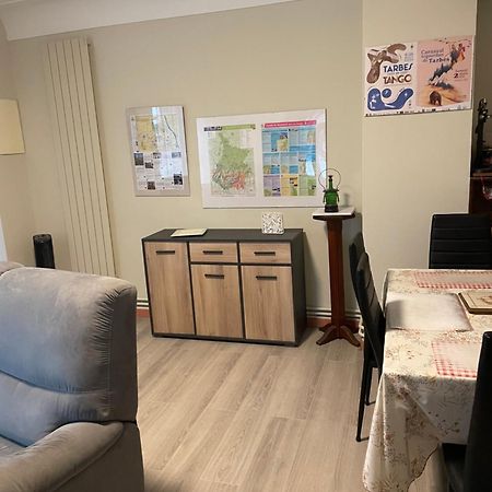 Appartement Chez Line Et Francis à Tarbes Extérieur photo